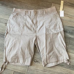 NEW Womens Stretch Twill Bermuda Shorts